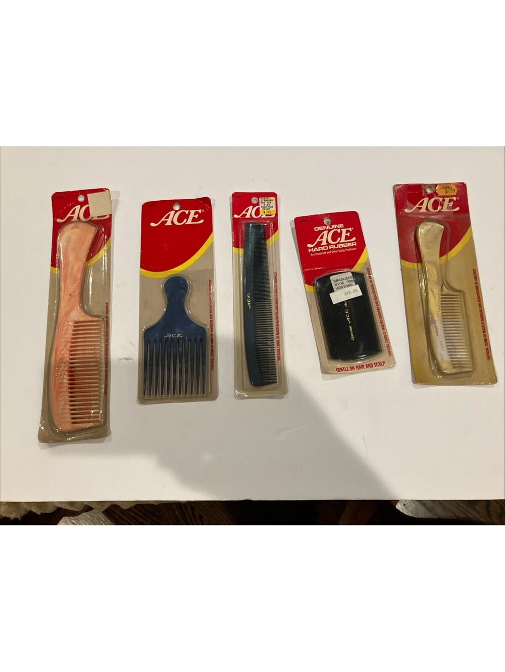 Lot Of 5 Vintage Genuine Ace Hard Rubber Mix Combs OLD NEW STOCK “RARE” 💈 💈